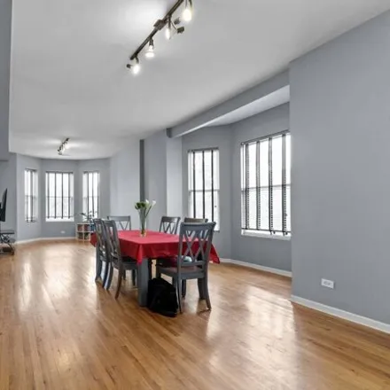 Image 9 - 735-737 East 50th Street, Chicago, IL 60615, USA - Condo for sale