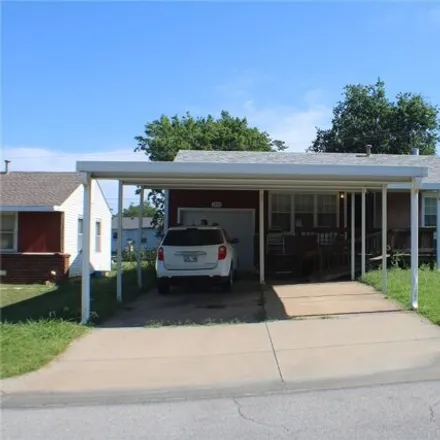 Buy this 3 bed house on 1919 W 48th St in Tulsa, Oklahoma