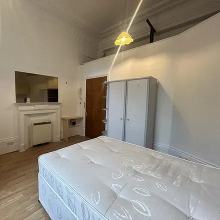 Rent this studio apartment on 7 Collingham Road in London, SW5 0QD
