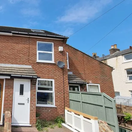Rent this 2 bed townhouse on Spar in 97-101 Falsgrave Road, Scarborough