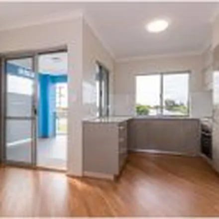 Image 7 - Belmont Avenue, Cloverdale WA 6105, Australia - Apartment for rent