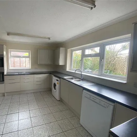 Image 2 - 42 Northway, Guildford, GU2 9SB, United Kingdom - Duplex for rent