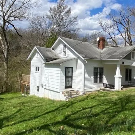 Buy this 2 bed house on 1930 Buffalo Valley Highway in Putnam County, TN 38548