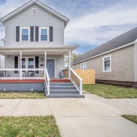Buy this 5 bed house on 143 North Hamilton Street in Walkerville, Shelbyville