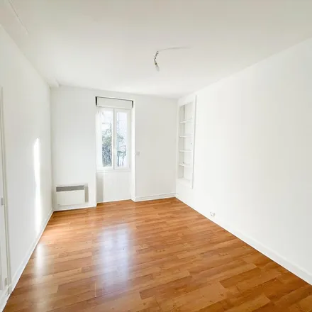 Rent this 2 bed apartment on 78 Rue Victor Hugo in 24000 Périgueux, France