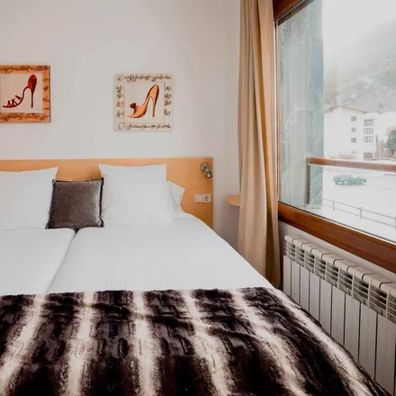 Image 5 - AD100 el Tarter, Andorra - Apartment for rent