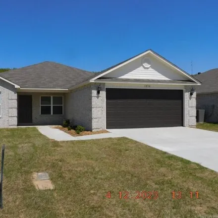 Rent this 3 bed house on unnamed road in Conway, AR 72032