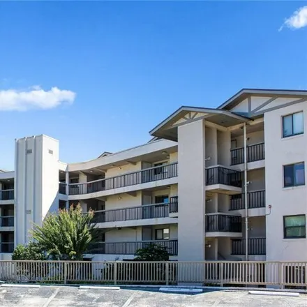 Buy this 3 bed condo on 1099 Lake Lotus Club Drive in Altamonte Springs, FL 32714