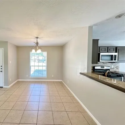 Image 2 - 6851 Woodland Oaks Drive, Montgomery County, TX 77354, USA - House for sale