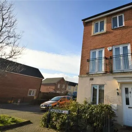Rent this 4 bed townhouse on 3 Thackeray in Bristol, BS7 0NX