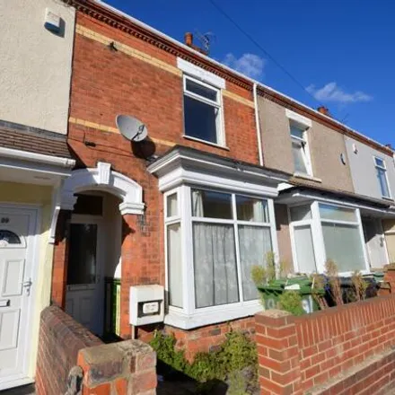 Rent this 3 bed townhouse on 83 Cooper Road in Grimsby, DN32 8DG