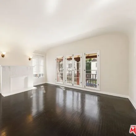 Image 3 - 118 South Oakhurst Drive, Beverly Hills, CA 90212, USA - Apartment for rent