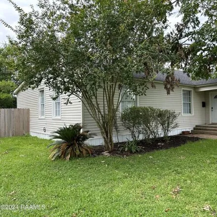 Buy this 3 bed house on 705 W Lagrange St in Lake Charles, Louisiana