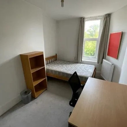 Image 4 - 3 Woodbine Terrace, Exeter, EX4 4LJ, United Kingdom - Apartment for rent