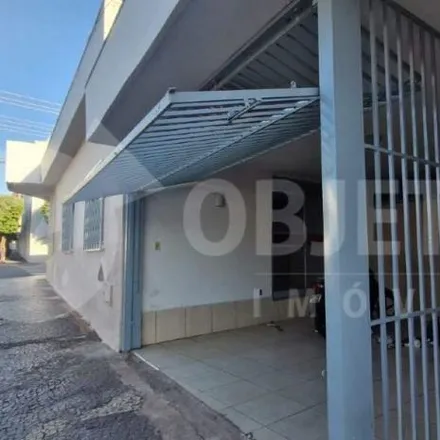 Image 2 - Colégio Batista Mineiro Uberlândia, Avenida Estrela do Sul 200, Bom Jesus, Uberlândia - MG, 38400-336, Brazil - House for rent
