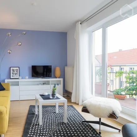 Rent this 2 bed apartment on Kavalierstraße 28A in 13187 Berlin, Germany