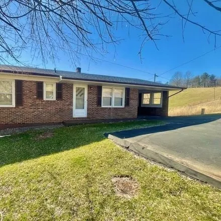 Buy this 2 bed house on 468 Revere Road in Hickory Flat, Carroll County