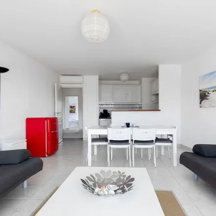 Image 8 - 34280 La Grande-Motte, France - Apartment for rent