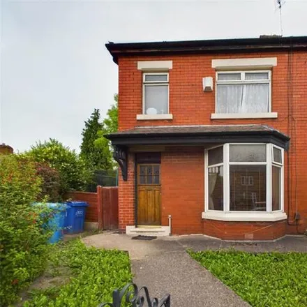 Buy this 3 bed duplex on Kirk Road in Manchester, M19 2RH
