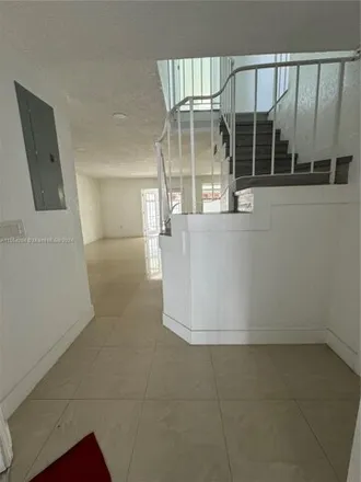 Image 4 - 3800 West 9th Avenue, Hialeah, FL 33012, USA - Townhouse for rent