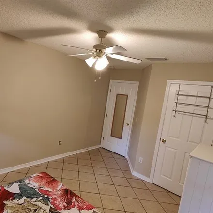 Rent this 1 bed room on 1840 River Road in Jacksonville, FL 32207