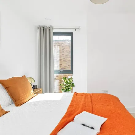 Rent this 2 bed apartment on London in SE1 5XQ, United Kingdom