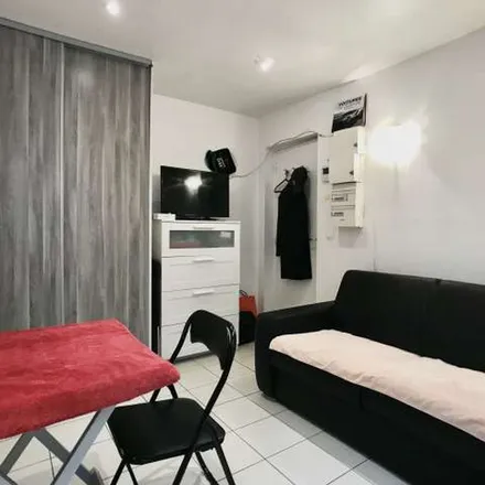 Image 8 - 10 Rue Émile Lepeu, 75011 Paris, France - Apartment for rent