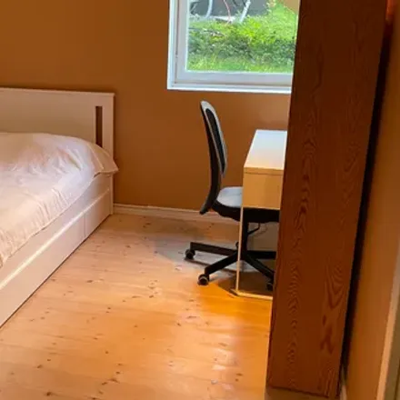 Rent this 1 bed room on Byvägen 29 in 163 45 Spånga, Sweden