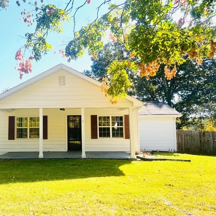 Buy this 3 bed house on 934 Blueberry Hill Road in Dayton, Rhea County