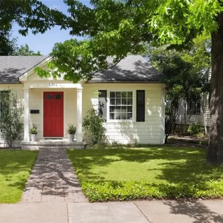 Buy this 3 bed house on 1238 West 22½ Street in Austin, TX 78705