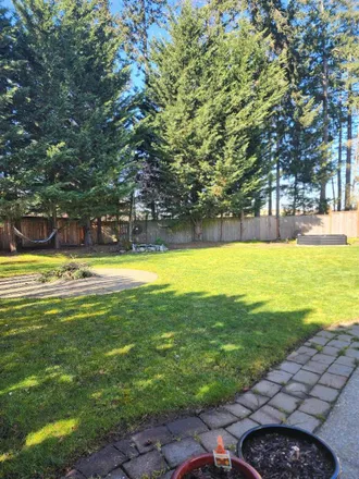 Image 3 - 18428 118th Avenue Court East, South Hill, WA 98374, USA - Room for rent