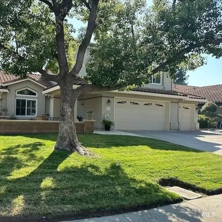 Buy this 4 bed house on 564 Rolling Oak Drive in Vacaville, CA 95688