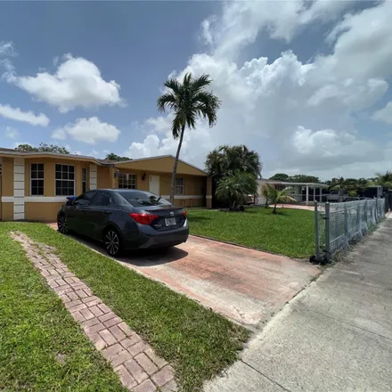 Buy this 4 bed house on 19721 Northwest 48th Avenue in Honey Hill Mobile Home Park, Miami-Dade County