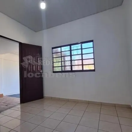 Rent this 2 bed house on Rua Carlos Buzo in Vila São Judas Tadeu, São José do Rio Preto - SP