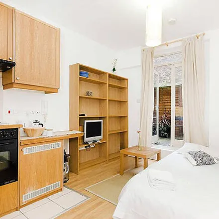Rent this studio apartment on 24 Fairholme Road in London, W14 9JS