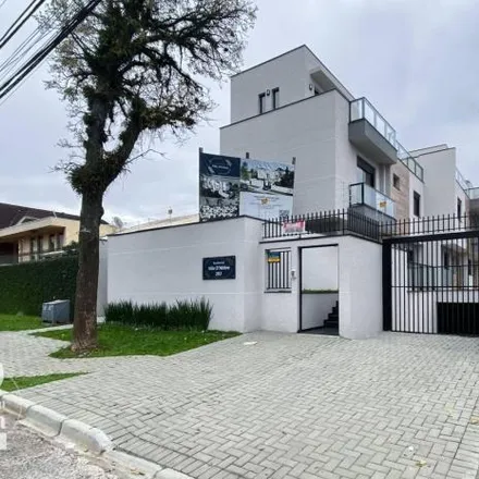 Buy this 3 bed house on Rua Armando Sales de Oliveira 283 in Guabirotuba, Curitiba - PR