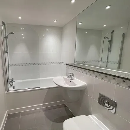 Image 2 - Icona Point, 58 Warton Road, London, E15 2LE, United Kingdom - Room for rent