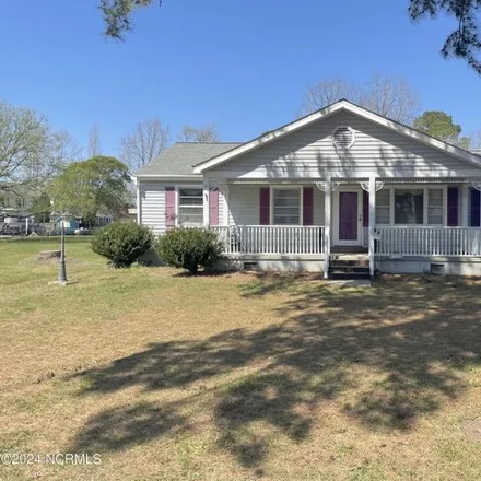 Buy this 3 bed house on 355 Mill Street in Belhaven, NC 27810