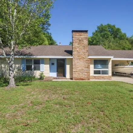 Buy this 3 bed house on 4710 Oak Avenue in Gulfport, MS 39507