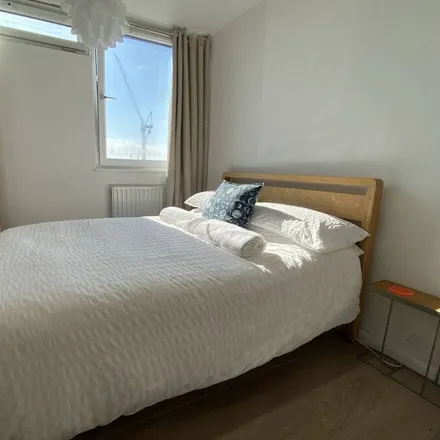 Rent this 2 bed condo on London in E1 8HR, United Kingdom