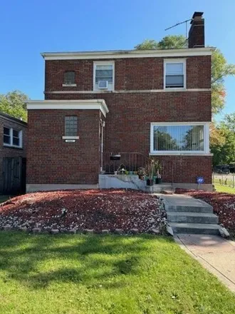 Image 1 - 15 East 145th Street, Riverdale, IL 60827, USA - House for sale