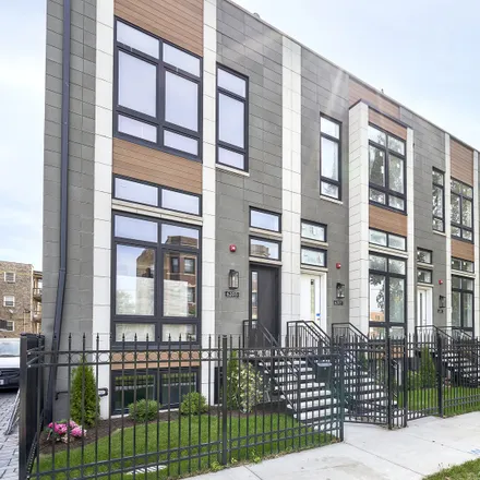 Buy this 3 bed house on 6212-6214 South Ellis Avenue in Chicago, IL 60637