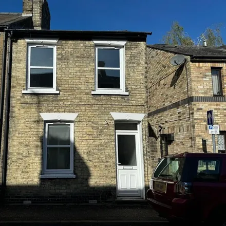 Rent this 3 bed house on 18 Norfolk Terrace in Cambridge, CB1 2NG