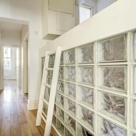 Image 7 - 56 Comeragh Road, London, W14 9HS, United Kingdom - Apartment for sale