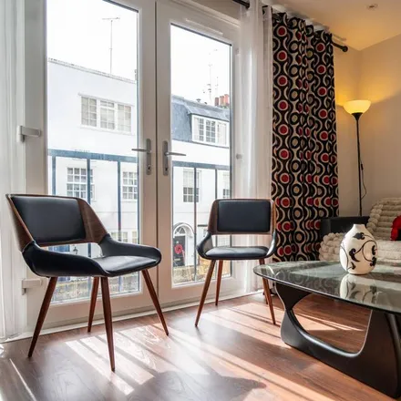 Rent this 2 bed house on 31 Rutland Street in London, SW7 1PB