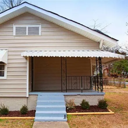 Rent this 3 bed house on 3774 West 25th Street in Little Rock, AR 72204