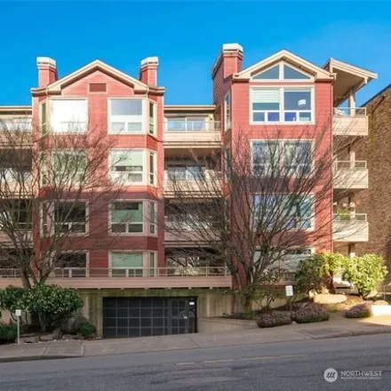 Buy this 2 bed condo on 522 West Mercer Place in Seattle, WA 98119