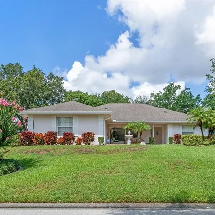 Buy this 3 bed house on 11039 Versailles Boulevard in Lake County, FL 34711