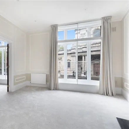Rent this 2 bed apartment on 61 Egerton Gardens in London, SW3 2BY