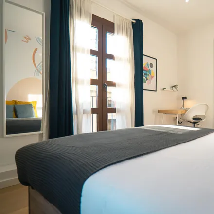 Rent this 5 bed room on Exact in La Rambla, 08001 Barcelona